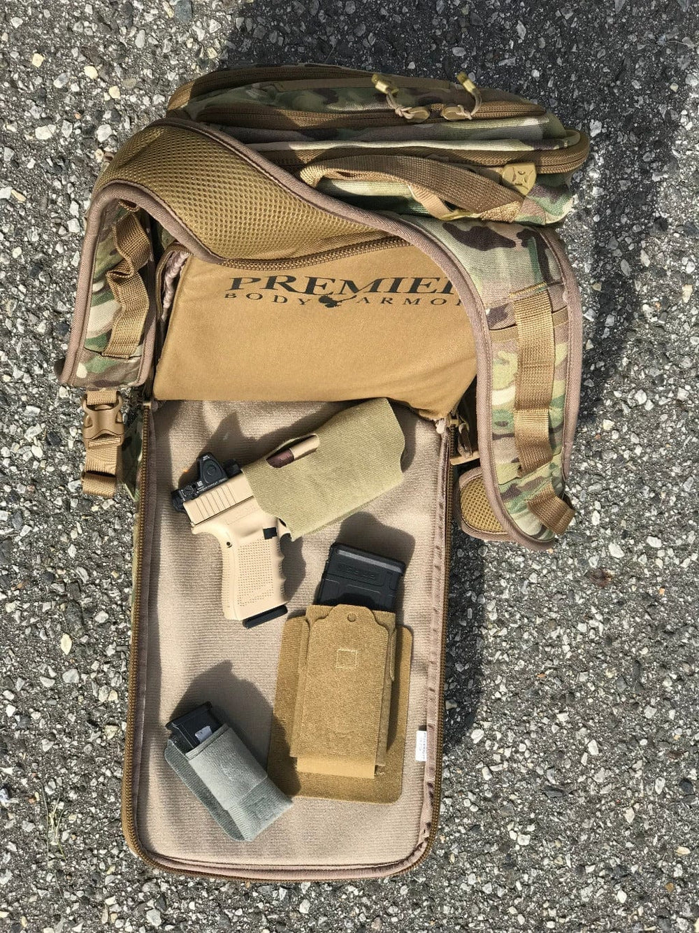 MPH Full being shown in use with other Vertx Tactigami accessories in a Gamut 2.0.