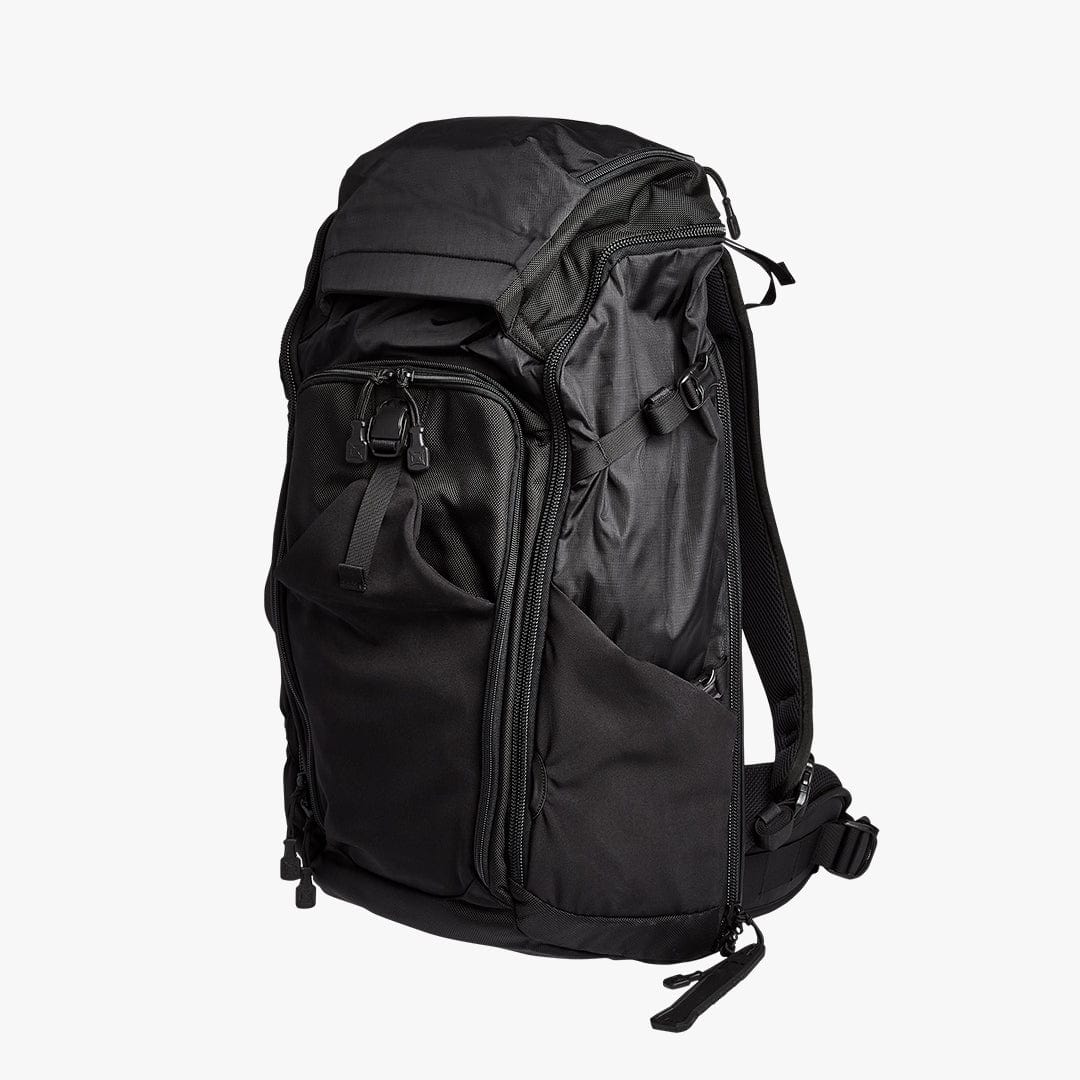 The perfect backpack for an outdoorsman. Image of the Vertx Overlander in It's Black. 